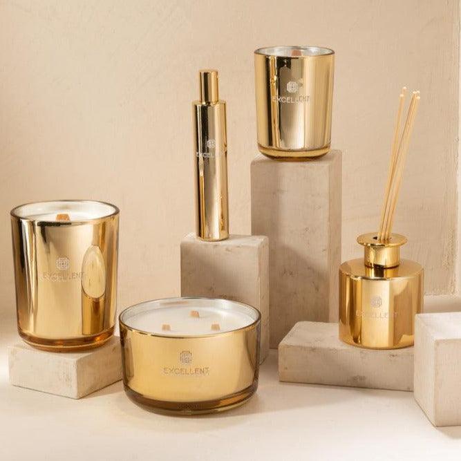 livinglovely.nl - Geurkaars Excellent Golden Honey Goud Small 50H - Geurkaars - J-Line - livinglovely.nl