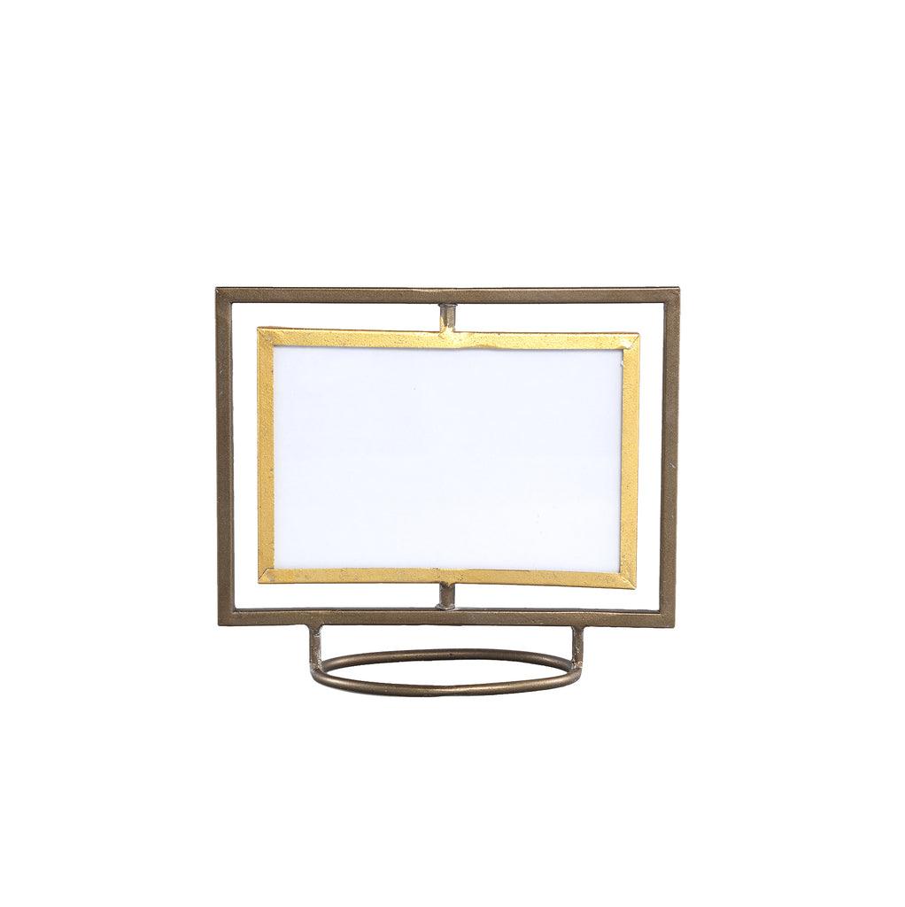 livinglovely.nl - Irvina Gold metaal thin open frame react PTMD - Fotolijst - PTMD - livinglovely.nl