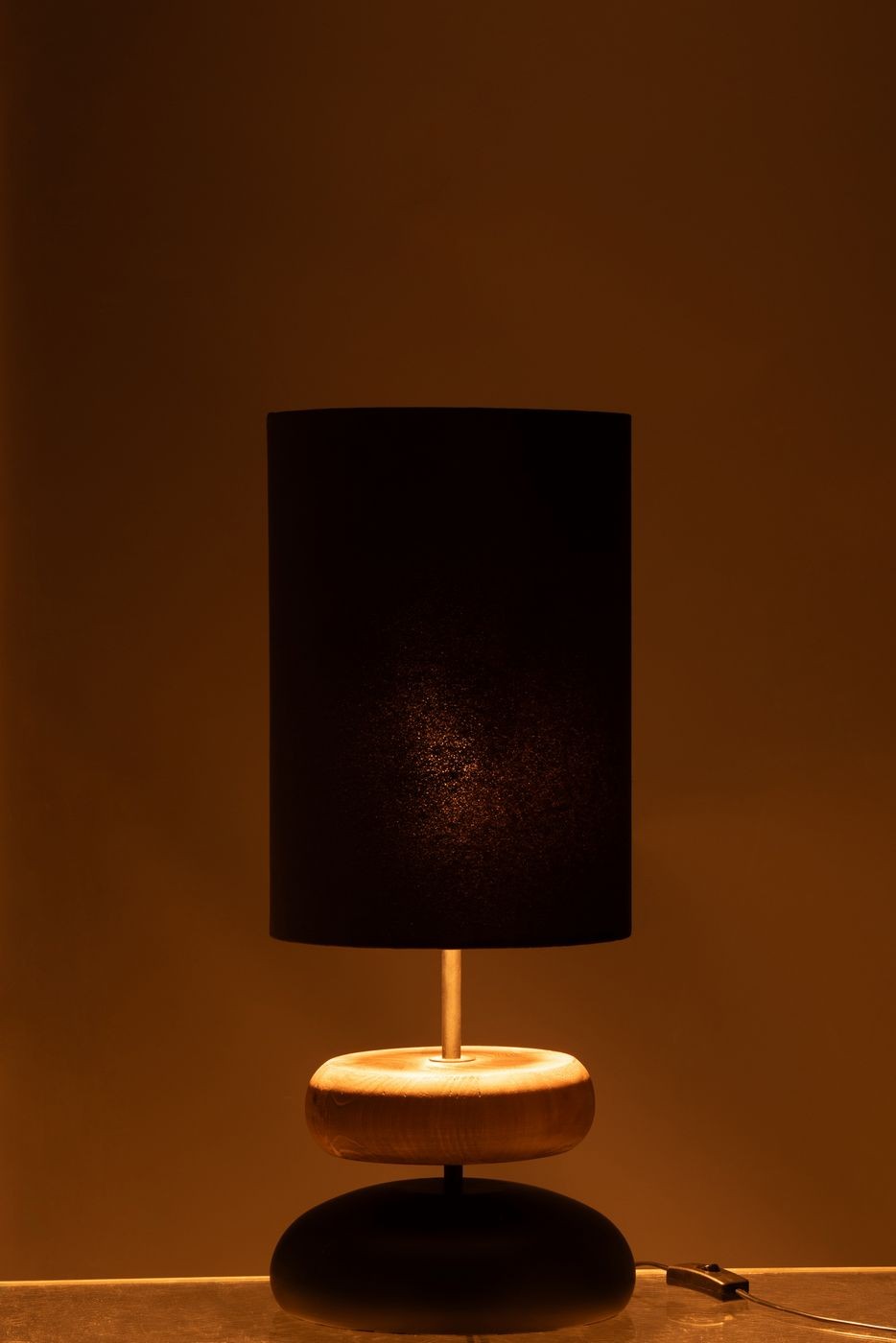 livinglovely.nl - Lamp Jade Ijzer/Dennenhout Zwart/Naturel - Tafellamp - J-Line - livinglovely.nl