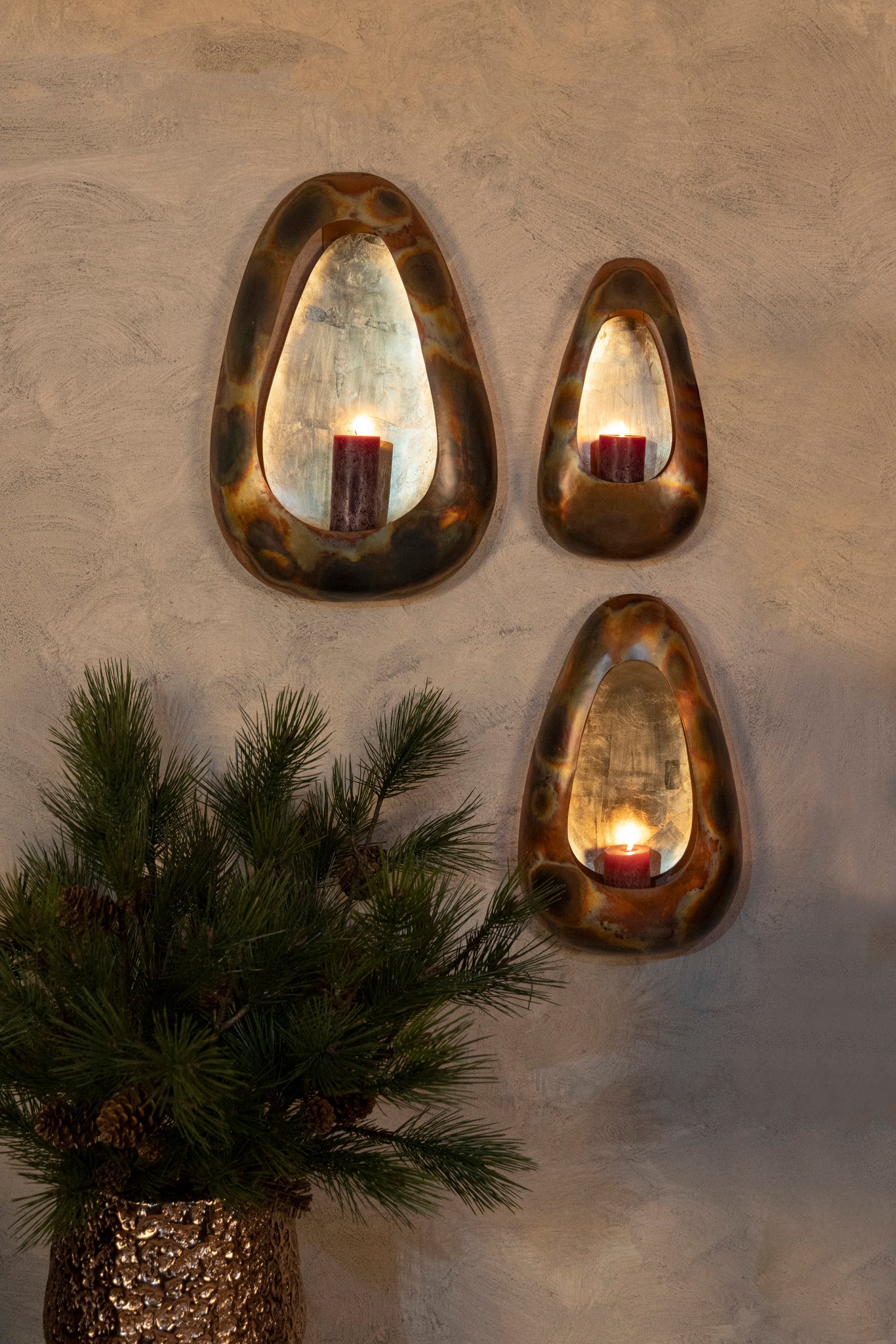 livinglovely.nl - Magni Copper iron oval wall stormlight M PTMD - Kaarshouder - PTMD - livinglovely.nl