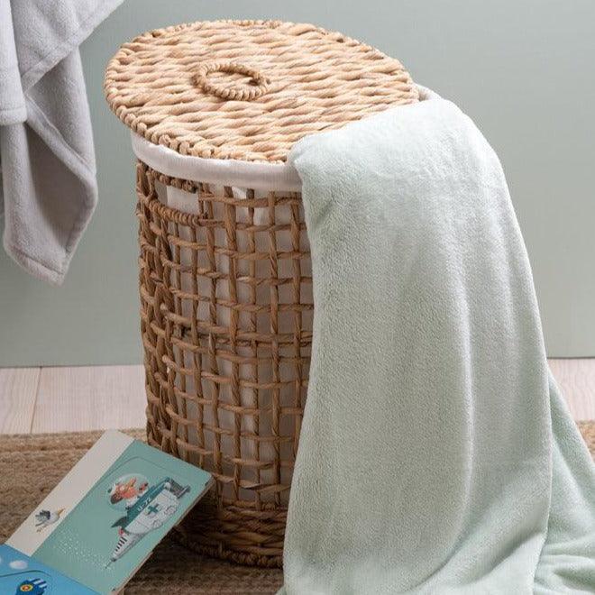 livinglovely.nl - Manden + Deksel Wasmand Waterhyacint Naturel Set van 2 - Mand - J-Line - livinglovely.nl