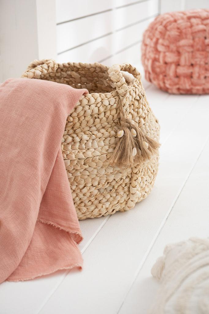 livinglovely.nl - Manden Gevlochten Kwastjes Jute Mais Licht Naturel Set van 2 - Mand - J-Line - livinglovely.nl