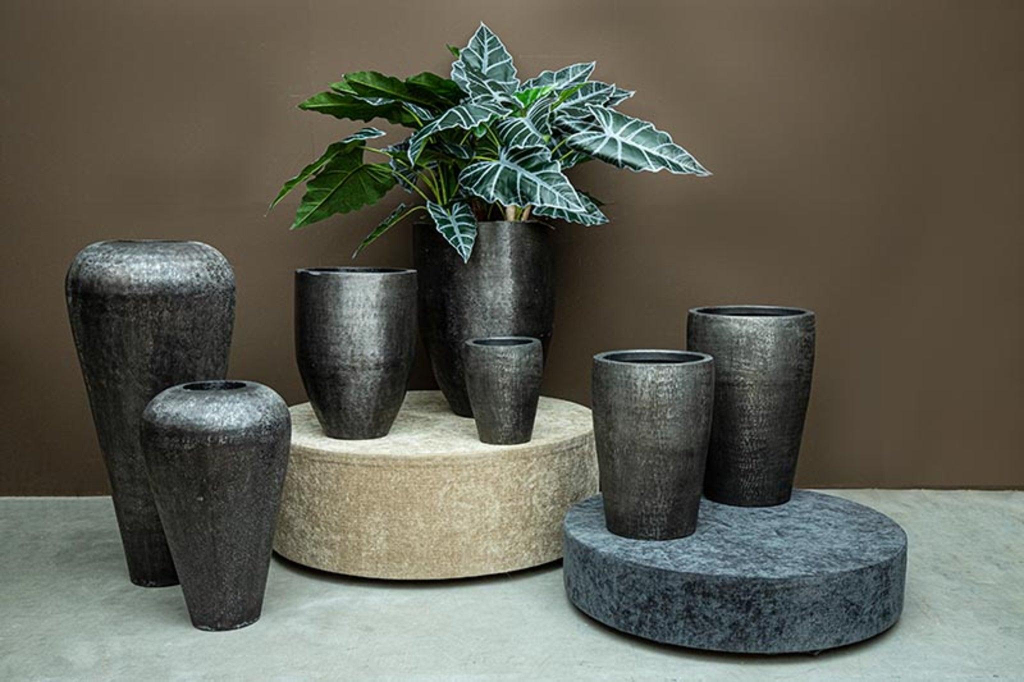 livinglovely.nl - Mialee Bloempotten L - Aluminium - Grijs - Set van 2 PTMD - Pot - PTMD - livinglovely.nl