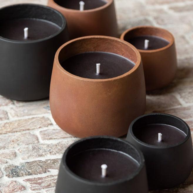 livinglovely.nl - Outdoor Candle Cement Black Medium 31H - Buitenkaars - J-Line - livinglovely.nl