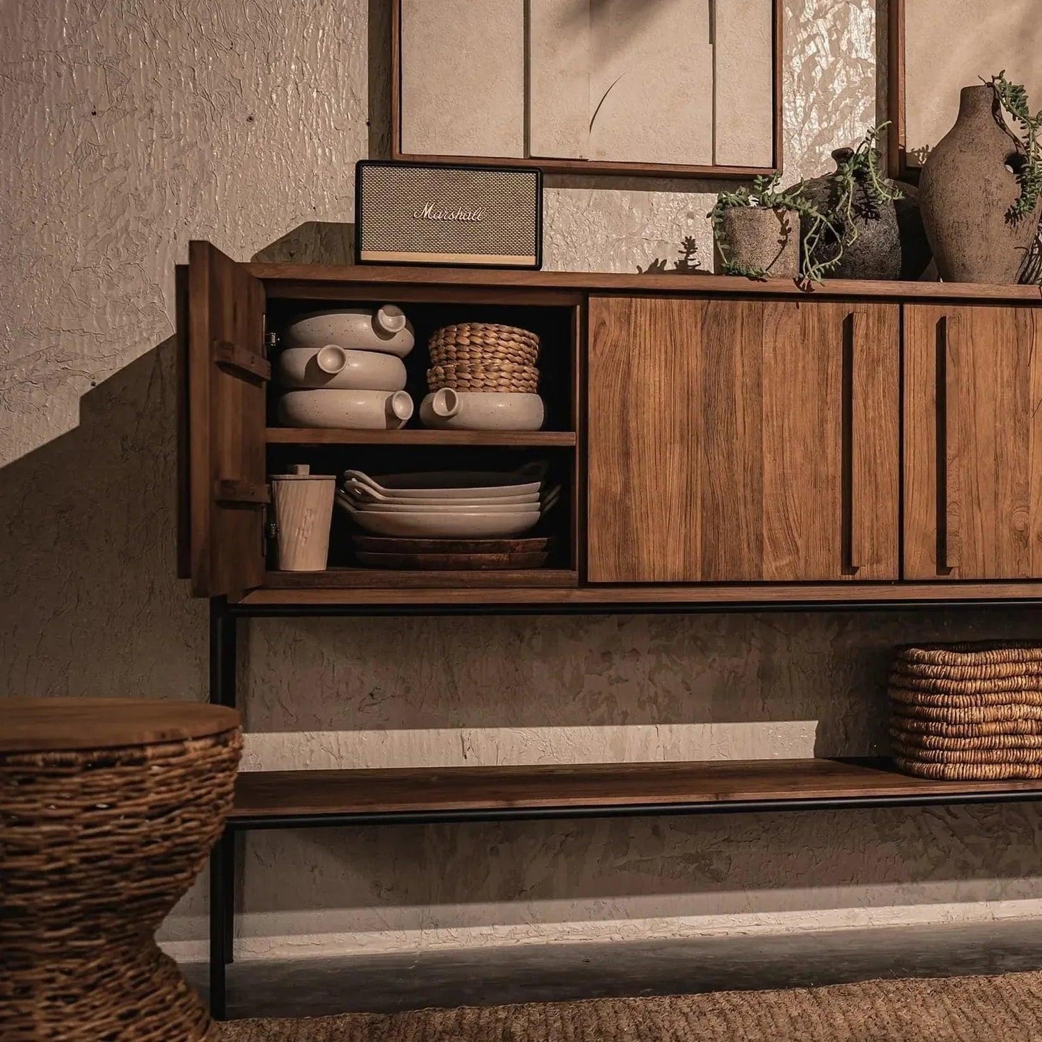 livinglovely.nl - Outline Dressoir 4 Deuren 1 Open Rek dBohdi - Dressoir - dBodhi - livinglovely.nl