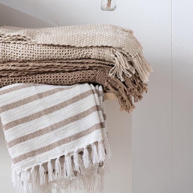 livinglovely.nl - Plaid Gebreid Katoen Beige - Plaid - J-Line - livinglovely.nl