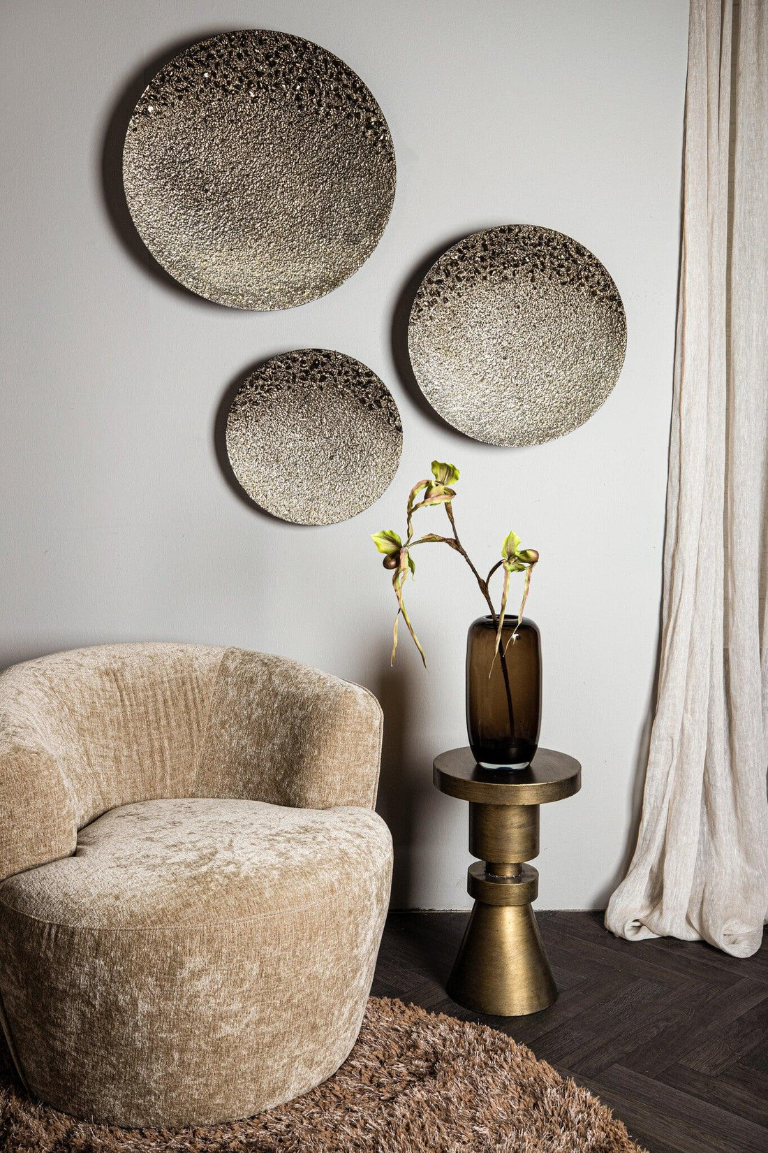 livinglovely.nl - Sian Brass shimmer iron wall panel ombre round L PTMD - Wandpaneel - PTMD - livinglovely.nl