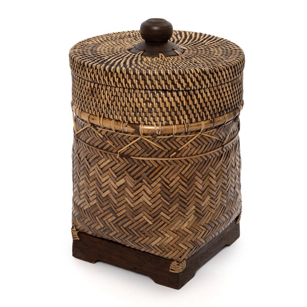 livinglovely.nl - The Bathroom Bin Basket - Natural Brown - Mand - Bazar Bizar - livinglovely.nl