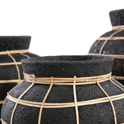 livinglovely.nl - The Belly Vase Black Naturel Small - Vaas - Bazar Bizar - livinglovely.nl