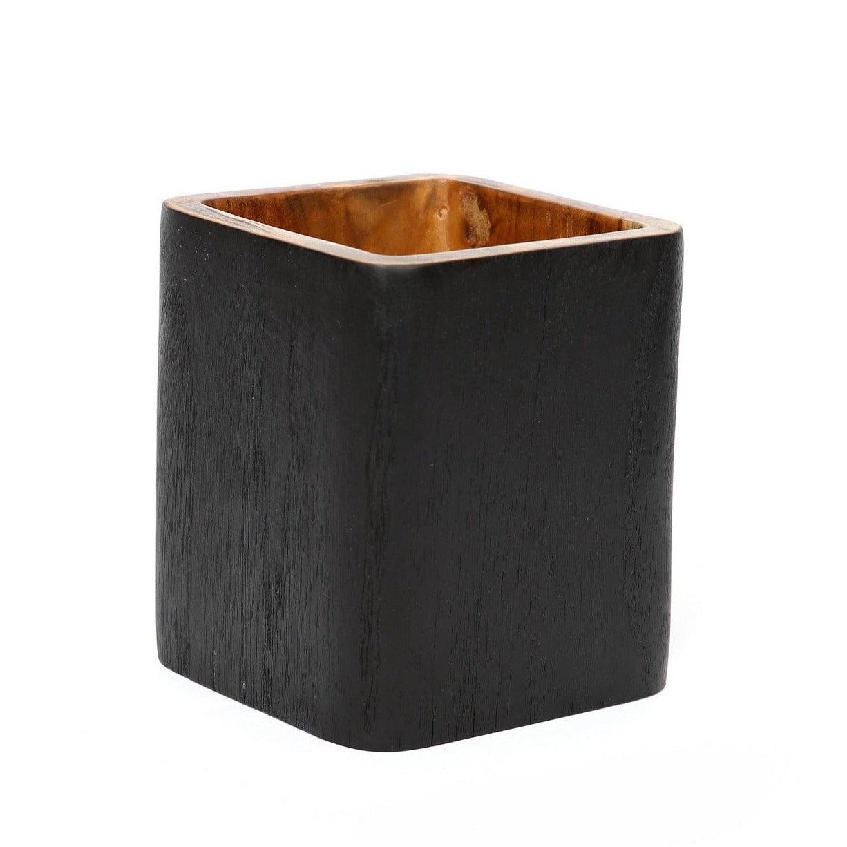 livinglovely.nl - The Bondi Vase - Square - Vaas - Bazar Bizar - livinglovely.nl