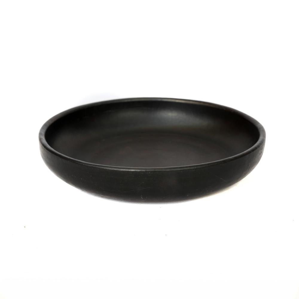 livinglovely.nl - The Burned Deep Plate Black - Diep bord - Bazar Bizar - livinglovely.nl