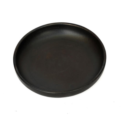 livinglovely.nl - The Burned Deep Plate Black - Diep bord - Bazar Bizar - livinglovely.nl