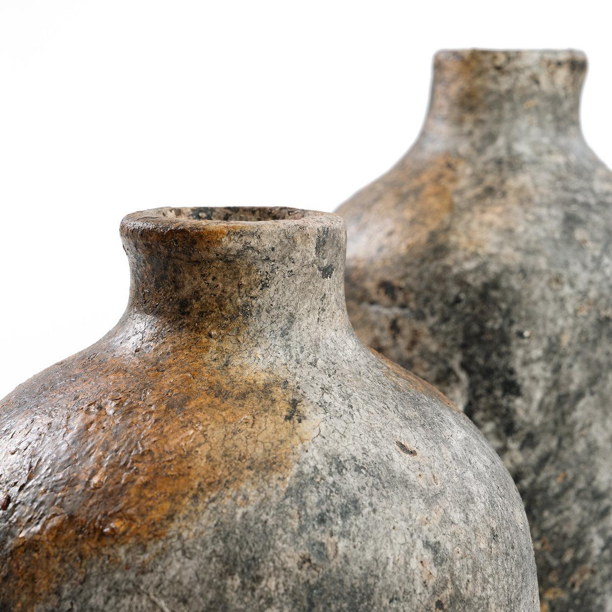 livinglovely.nl - The Classy Vase - Antique Grey - S - Vaas - Bazar Bizar - livinglovely.nl