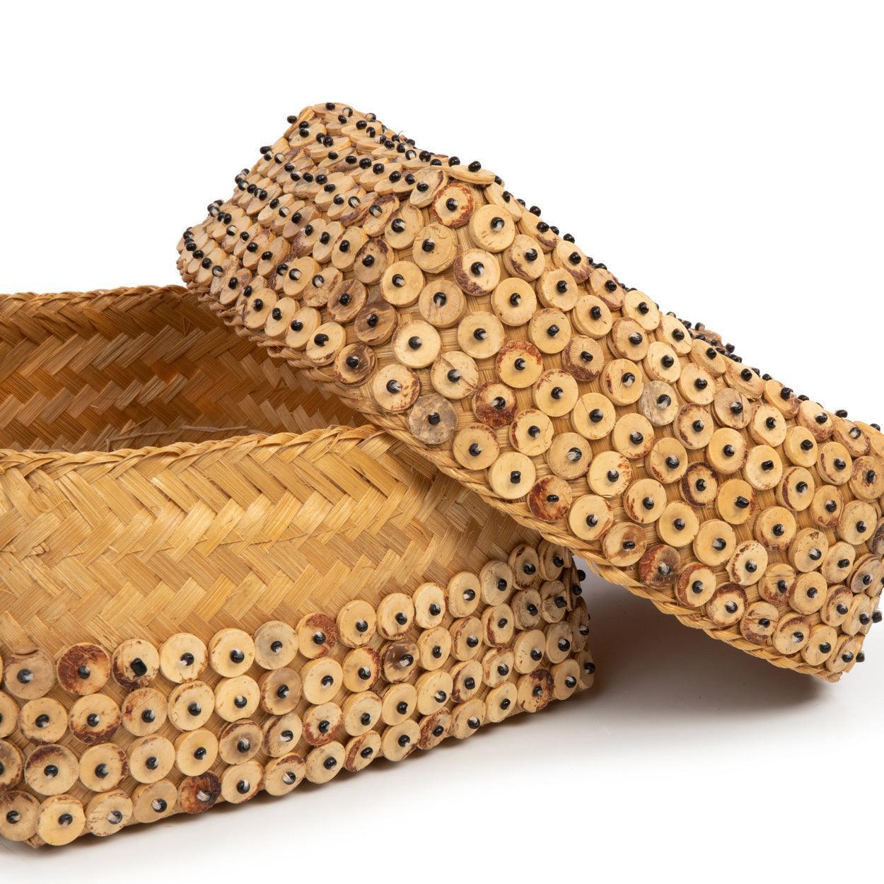 livinglovely.nl - The Coconut Shell Basket - Natural - Set of 2 - Mand - Bazar Bizar - livinglovely.nl