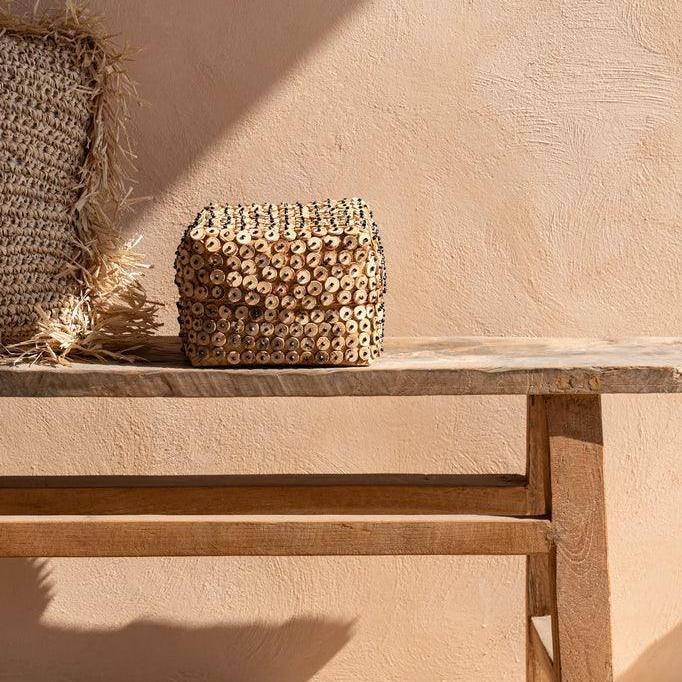 livinglovely.nl - The Coconut Shell Basket - Natural - Set of 2 - Mand - Bazar Bizar - livinglovely.nl