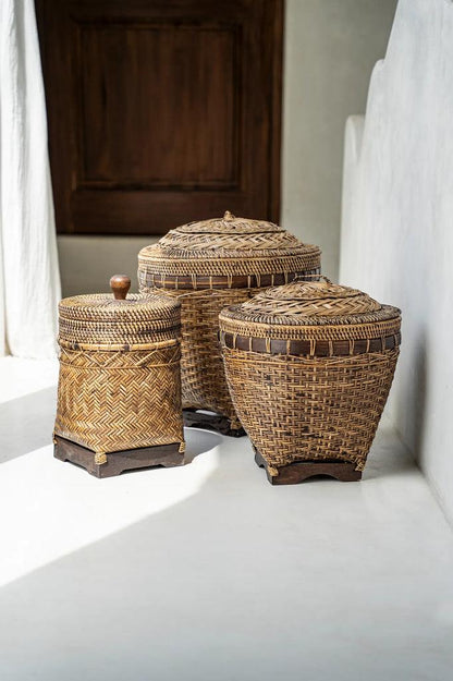 livinglovely.nl - The Colonial Storage Basket - Natural Brown - M - Mand - Bazar Bizar - livinglovely.nl