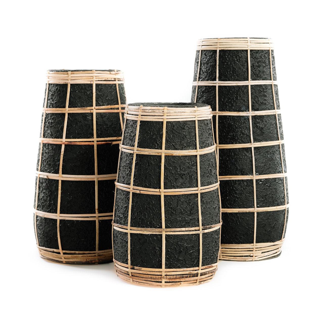 livinglovely.nl - The Cutie Vase Black Naturel Small - Vaas - Bazar Bizar - livinglovely.nl