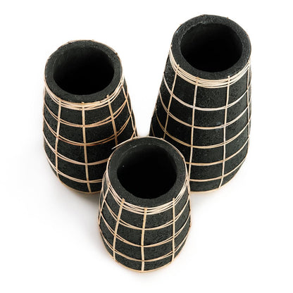 livinglovely.nl - The Cutie Vase Black Naturel Small - Vaas - Bazar Bizar - livinglovely.nl