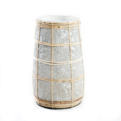 livinglovely.nl - The Cutie Vase Concrete Small - Vaas - Bazar Bizar - livinglovely.nl