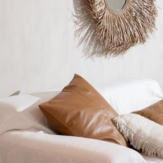 livinglovely.nl - The Four Panel Leather Cushion Cover - Camel - 60x60 - Kussenhoes - Bazar Bizar - livinglovely.nl