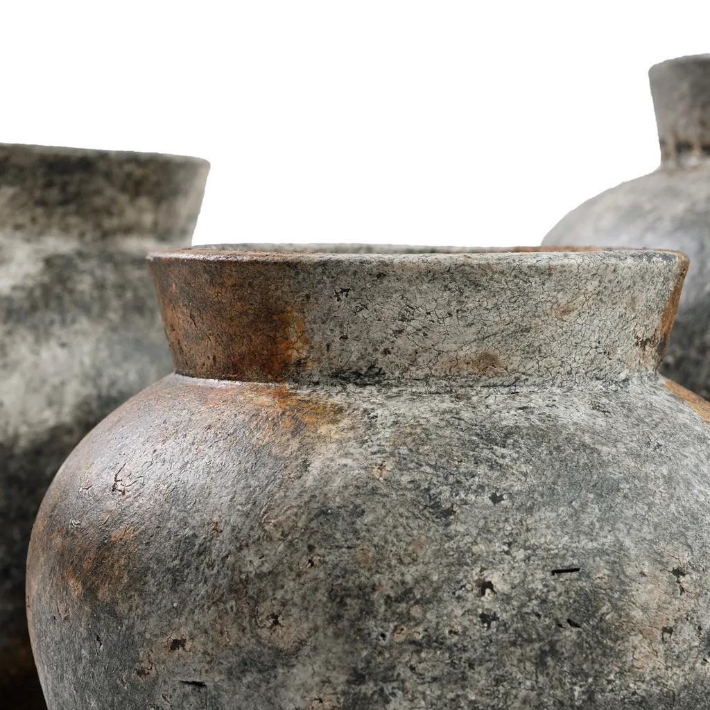 livinglovely.nl - The Funky Vase Antique Grey Medium - Vaas - Bazar Bizar - livinglovely.nl