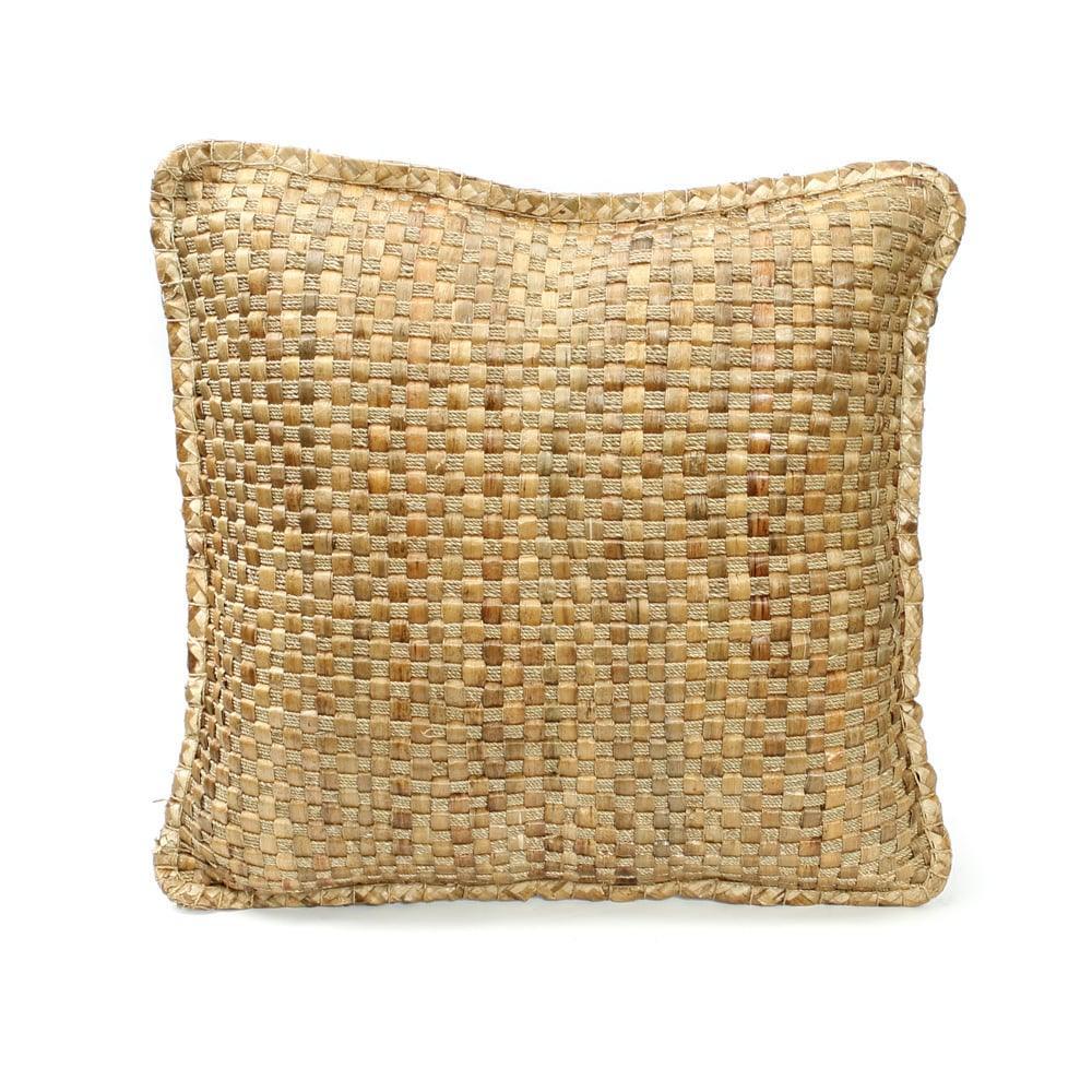 livinglovely.nl - The Hyacinth Cushion - 50x50 - Kussen - Bazar Bizar - livinglovely.nl