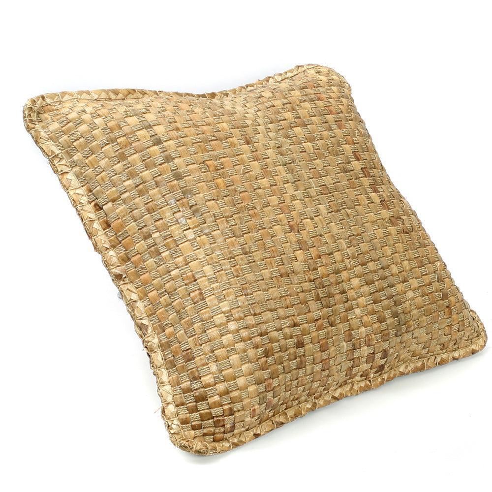 livinglovely.nl - The Hyacinth Cushion - 60x60 - Kussen - Bazar Bizar - livinglovely.nl