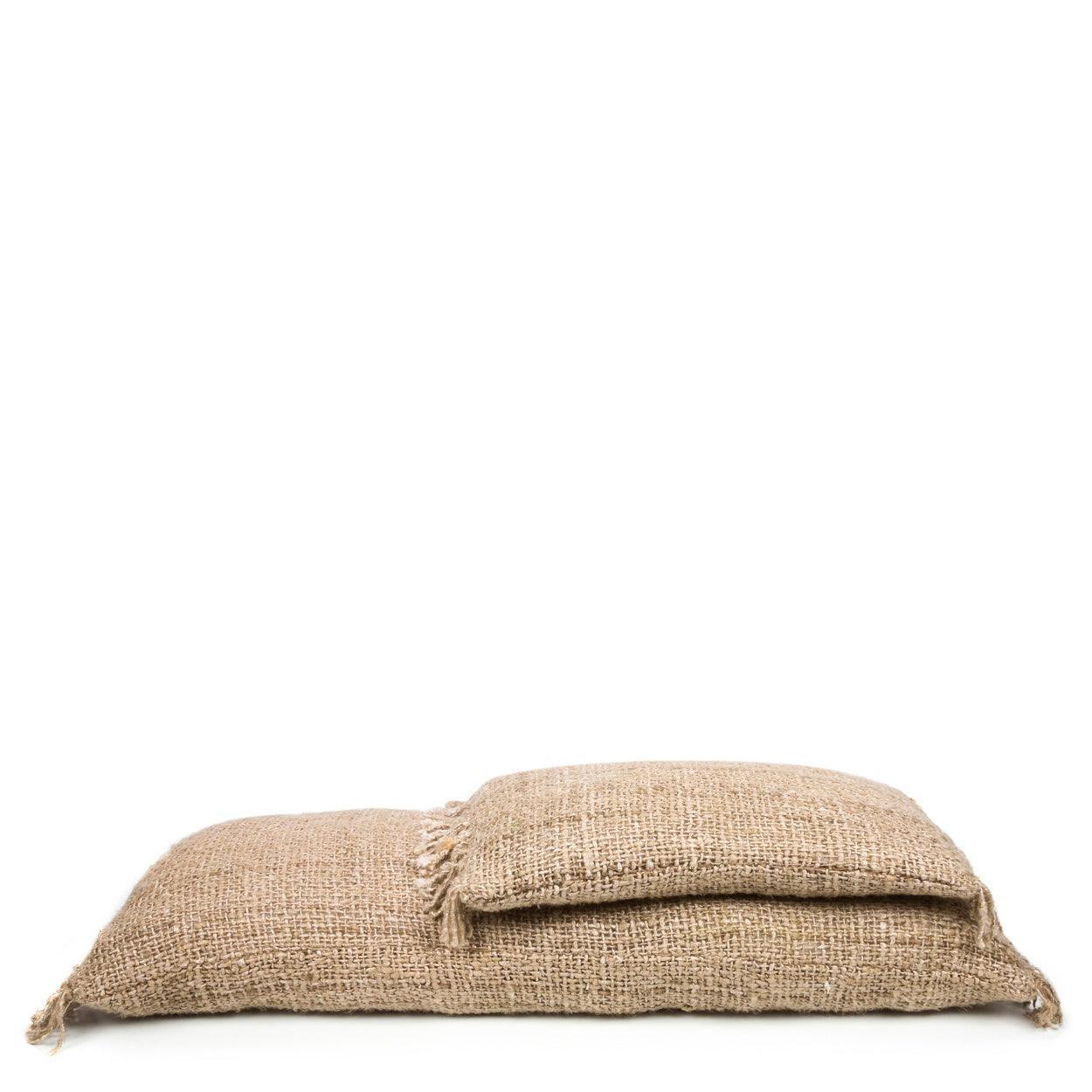 livinglovely.nl - The Oh My Gee Cushion Cover - Beige - 30x50 - Kussenhoes - Bazar Bizar - livinglovely.nl