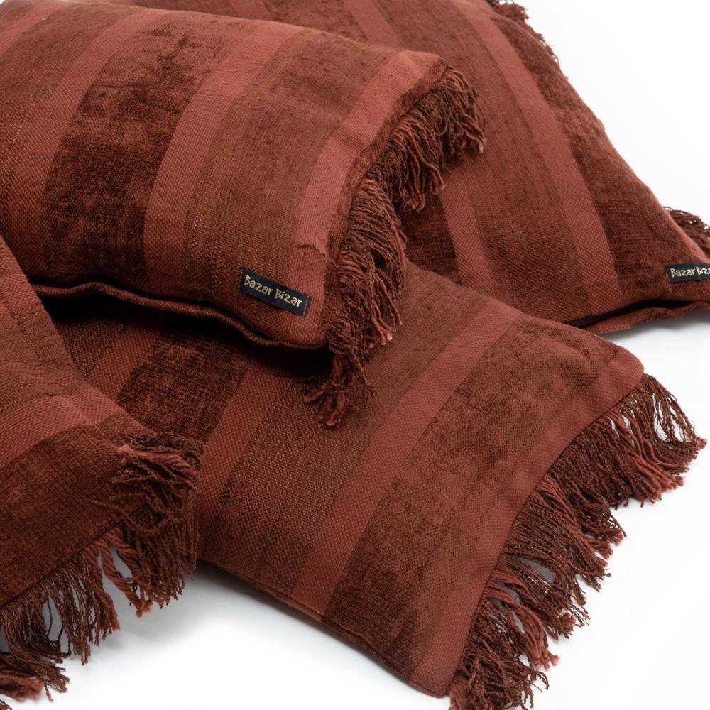 livinglovely.nl - The Oh My Gee Cushion Cover - Burgundy Velvet - 35x100 - Kussenhoes - Bazar Bizar - livinglovely.nl