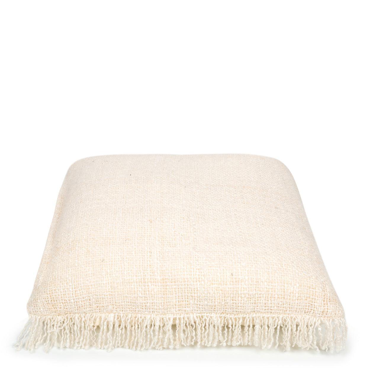 livinglovely.nl - The Oh My Gee Cushion Cover - Cream - 60x60 - Kussenhoes - Bazar Bizar - livinglovely.nl