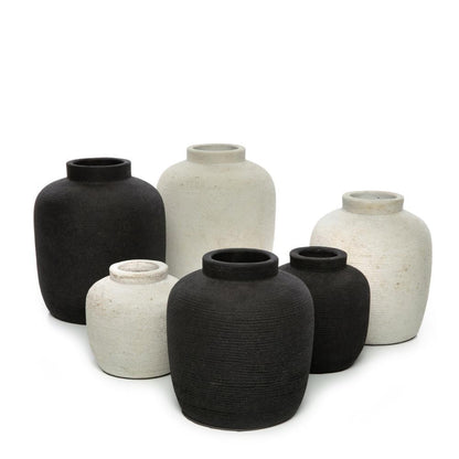 livinglovely.nl - The Peaky Vase - Black Bundle - Set van 3 - Vaas - Bazar Bizar - livinglovely.nl