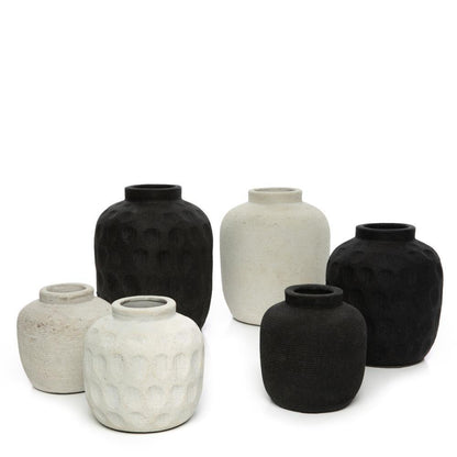 livinglovely.nl - The Peaky Vase - Black - L - Vaas - Bazar Bizar - livinglovely.nl