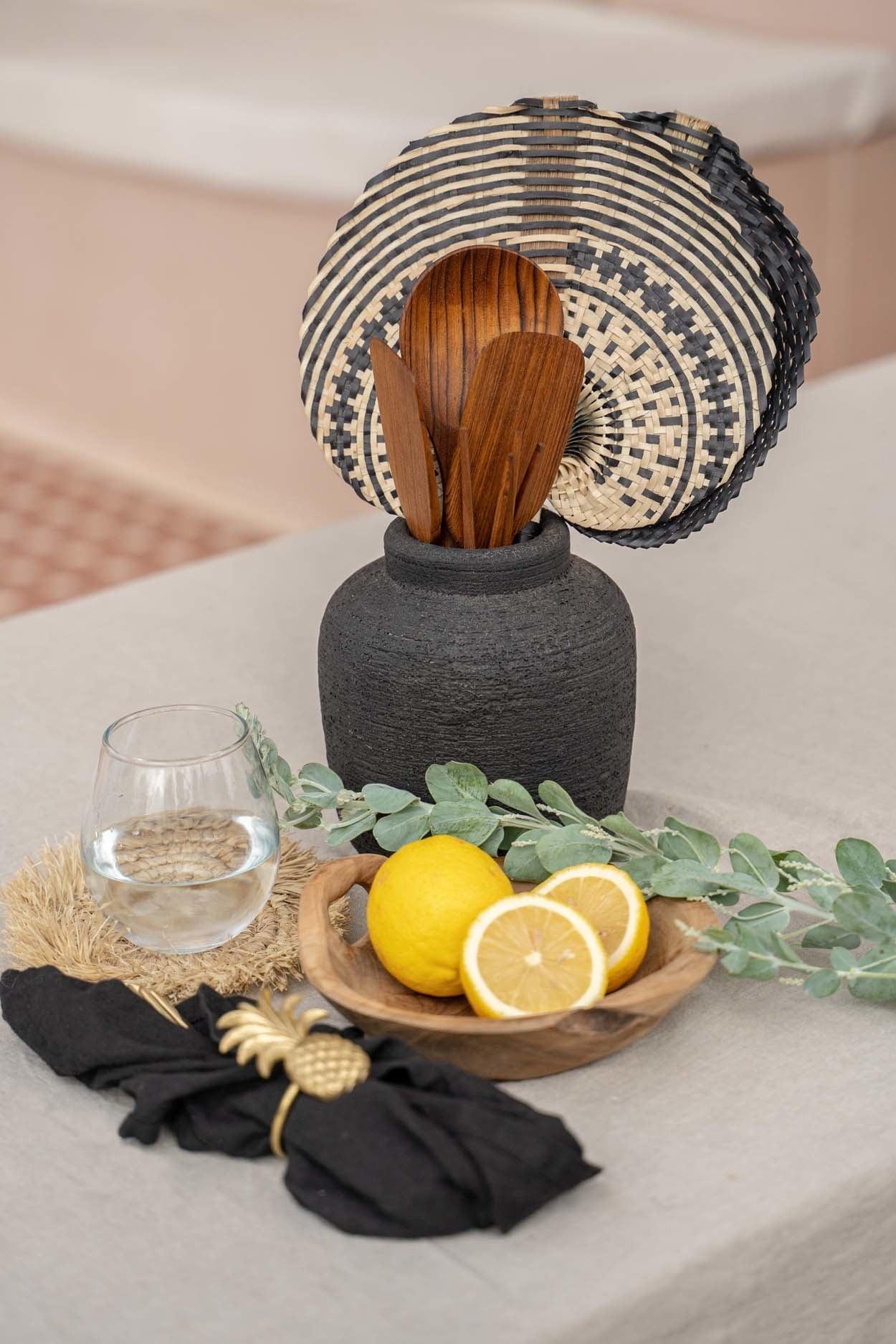 livinglovely.nl - The Peaky Vase - Black - S - Vaas - Bazar Bizar - livinglovely.nl