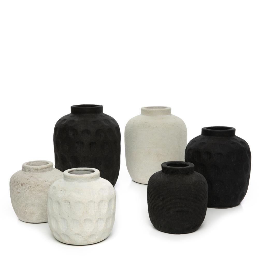 livinglovely.nl - The Peaky Vase - Black - S - Vaas - Bazar Bizar - livinglovely.nl