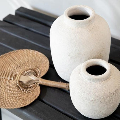 livinglovely.nl - The Peaky Vase - Concrete - S - Vaas - Bazar Bizar - livinglovely.nl