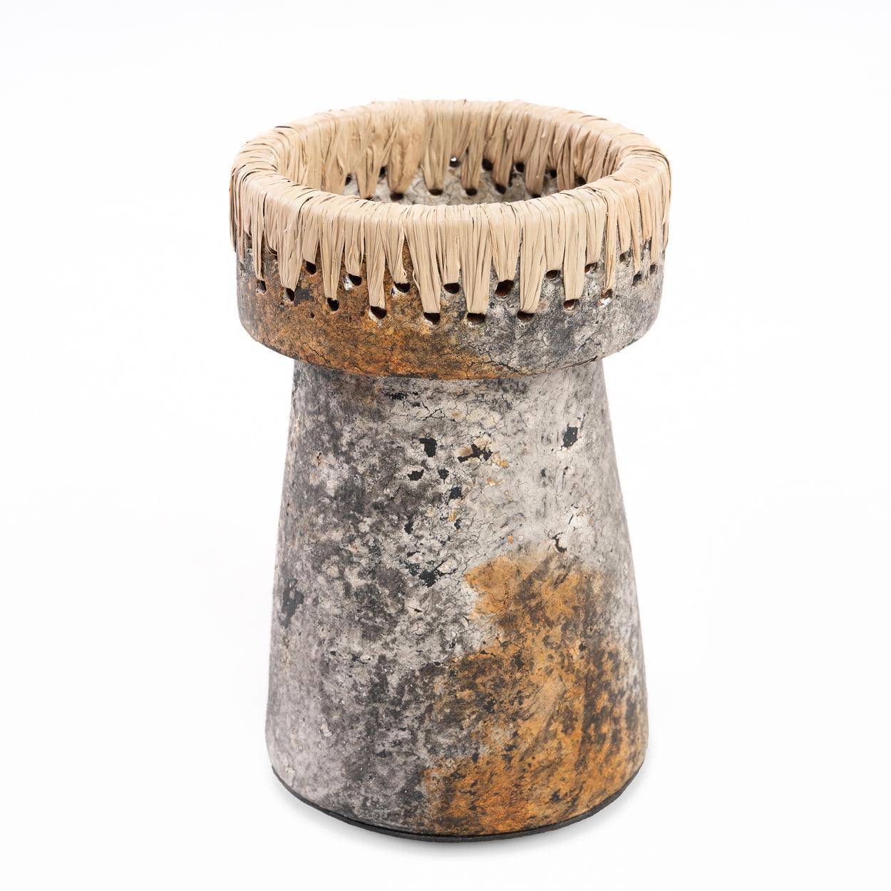 livinglovely.nl - The Pretty Candel Holder Antique Grey Large - Kandelaar - Bazar Bizar - livinglovely.nl