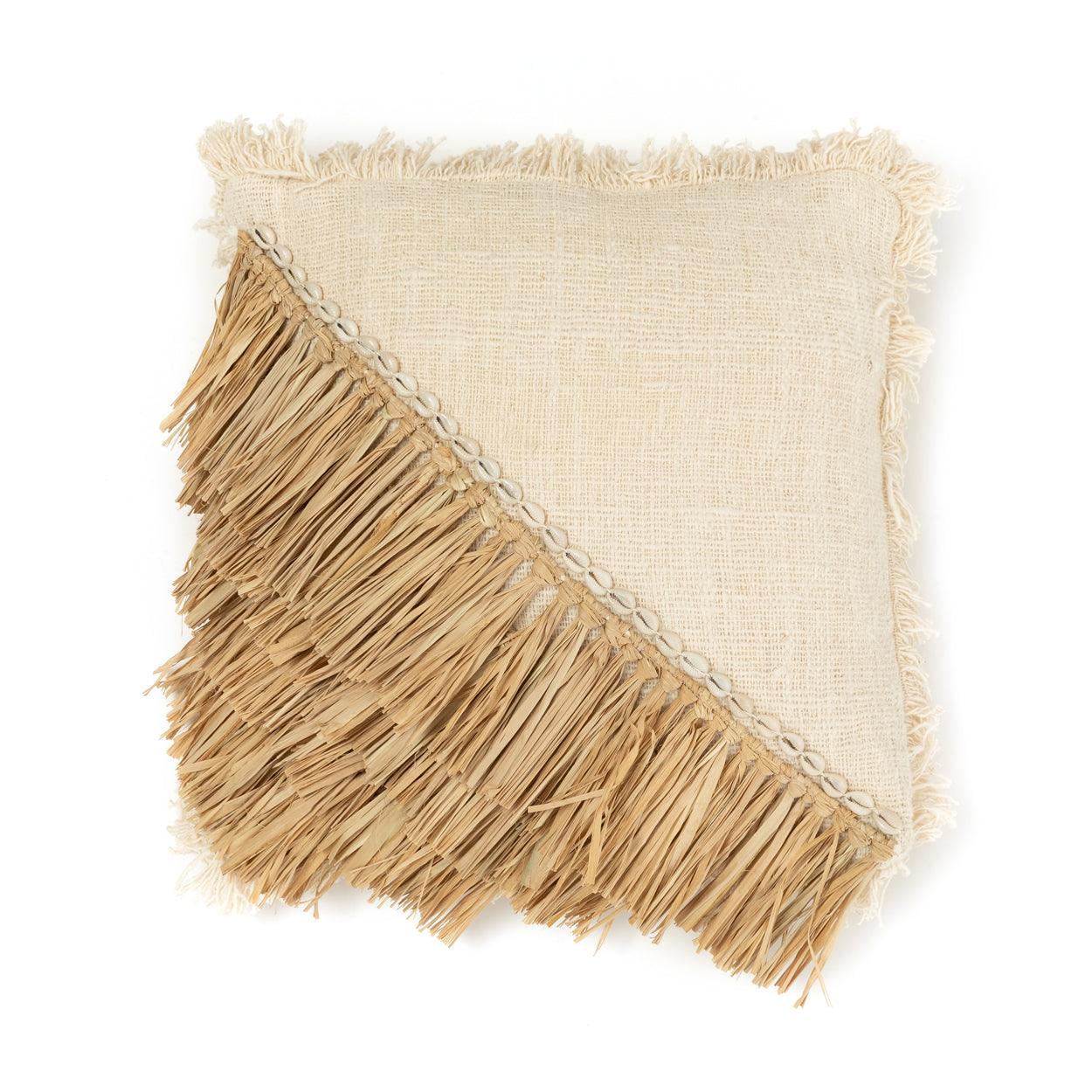 livinglovely.nl - The Raffia Cotton Cushion Cover 40x40cm - Kussenhoes - Bazar Bizar - livinglovely.nl