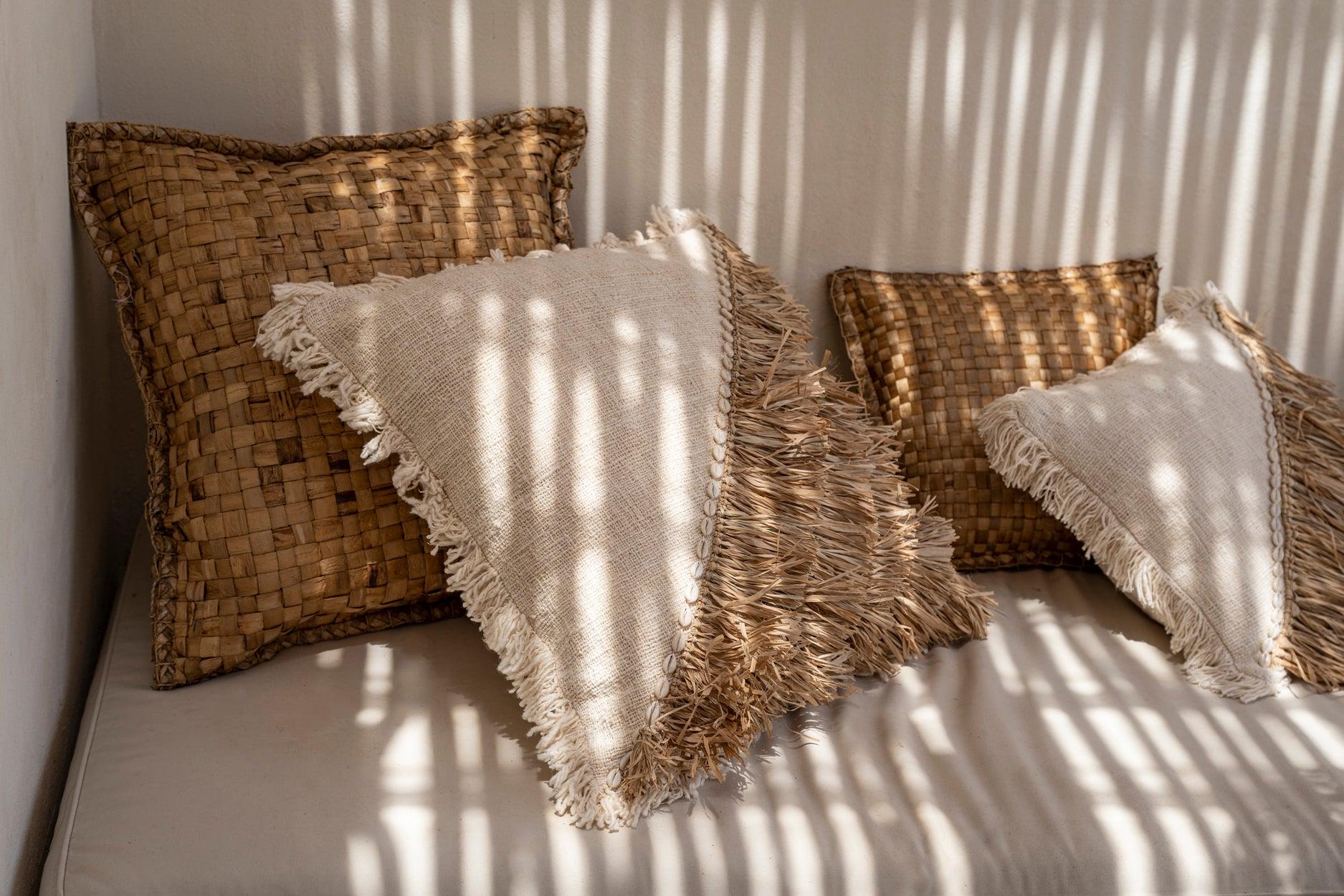 livinglovely.nl - The Raffia Cotton Cushion Cover 60x60cm - Kussenhoes - Bazar Bizar - livinglovely.nl