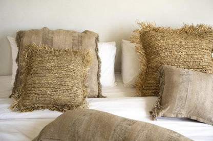 livinglovely.nl - The Raffia Cushion Cover Square - Natural - 40x40 - Kussenhoes - Bazar Bizar - livinglovely.nl