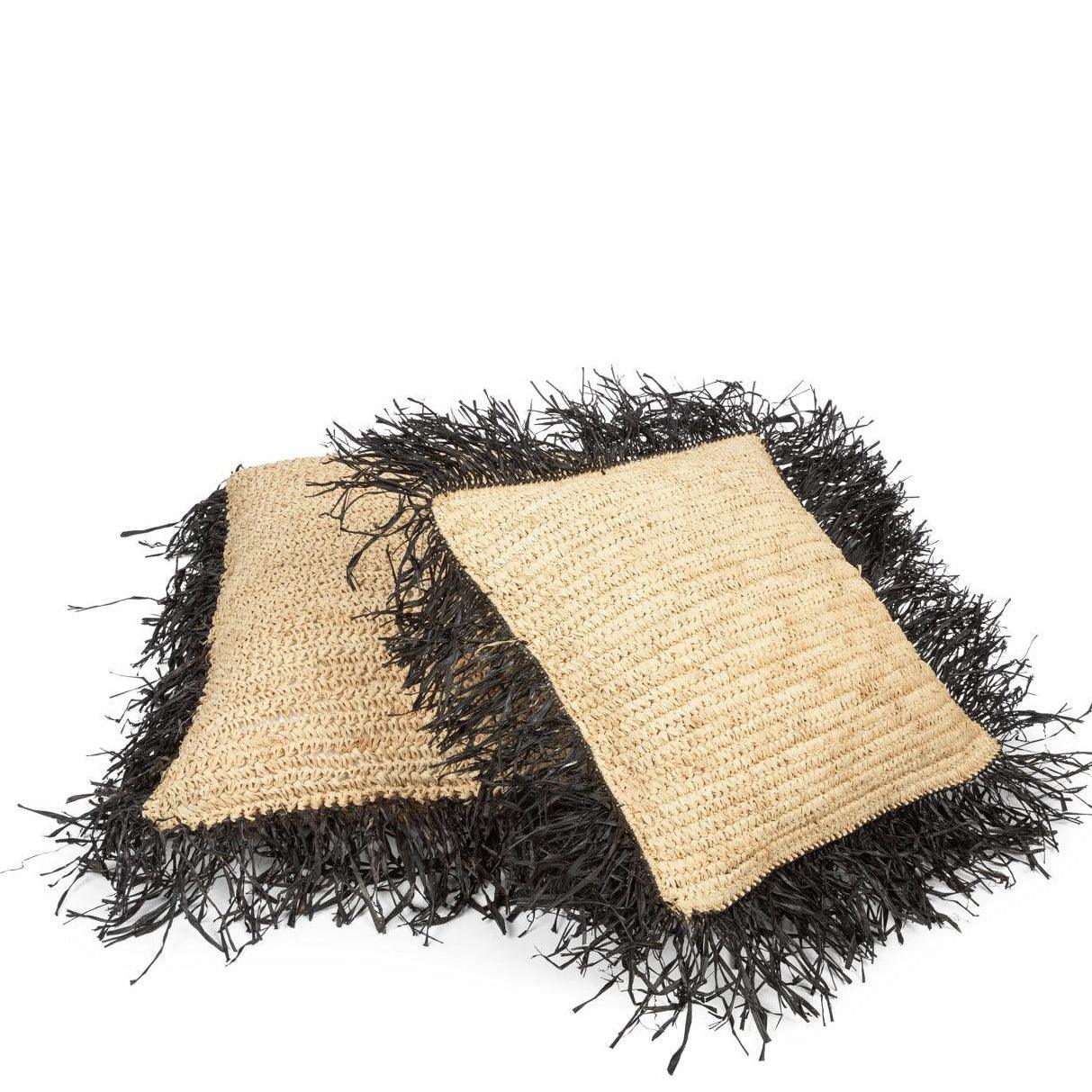 livinglovely.nl - The Raffia Cushion Cover Square - Natural Black - 40x40 - Kussenhoes - Bazar Bizar - livinglovely.nl