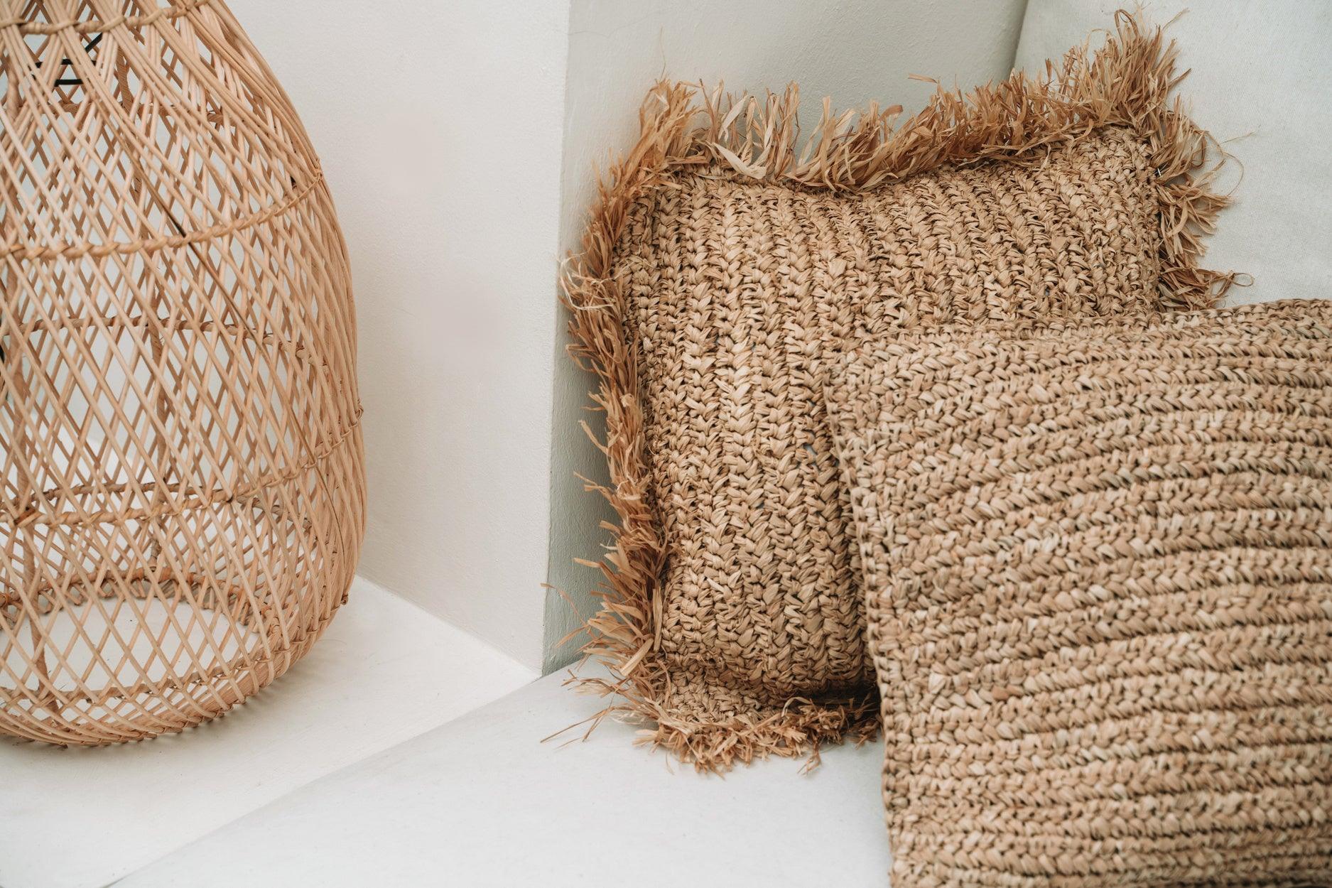 livinglovely.nl - The Raffia Flores Cushion Cover Square - Natural - 40x40 - Kussenhoes - Bazar Bizar - livinglovely.nl