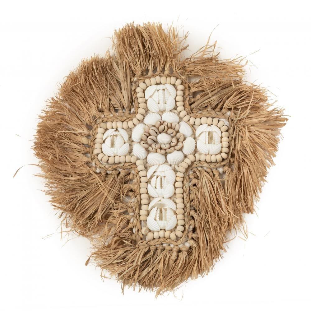 livinglovely.nl - The Raffia Shell Cross - Natural White - Large - Wanddecoratie - Bazar Bizar - livinglovely.nl