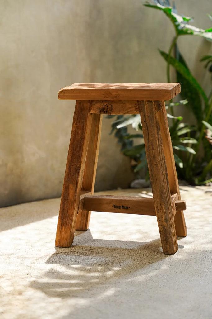 livinglovely.nl - The Shoji Stool - Natural - L - Kruk - Bazar Bizar - livinglovely.nl