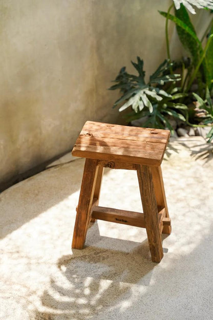 livinglovely.nl - The Shoji Stool - Natural - M - Kruk - Bazar Bizar - livinglovely.nl