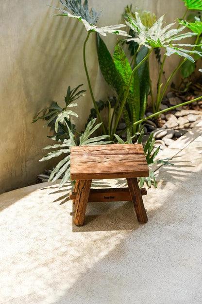 livinglovely.nl - The Shoji Stool - Natural - S - Kruk - Bazar Bizar - livinglovely.nl