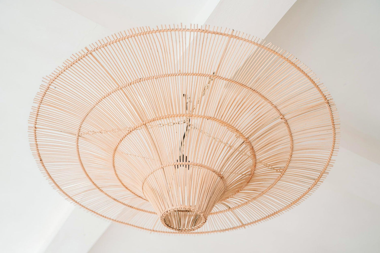 livinglovely.nl - The Sky Pendant - Natural - XL - Hanglamp - Bazar Bizar - livinglovely.nl