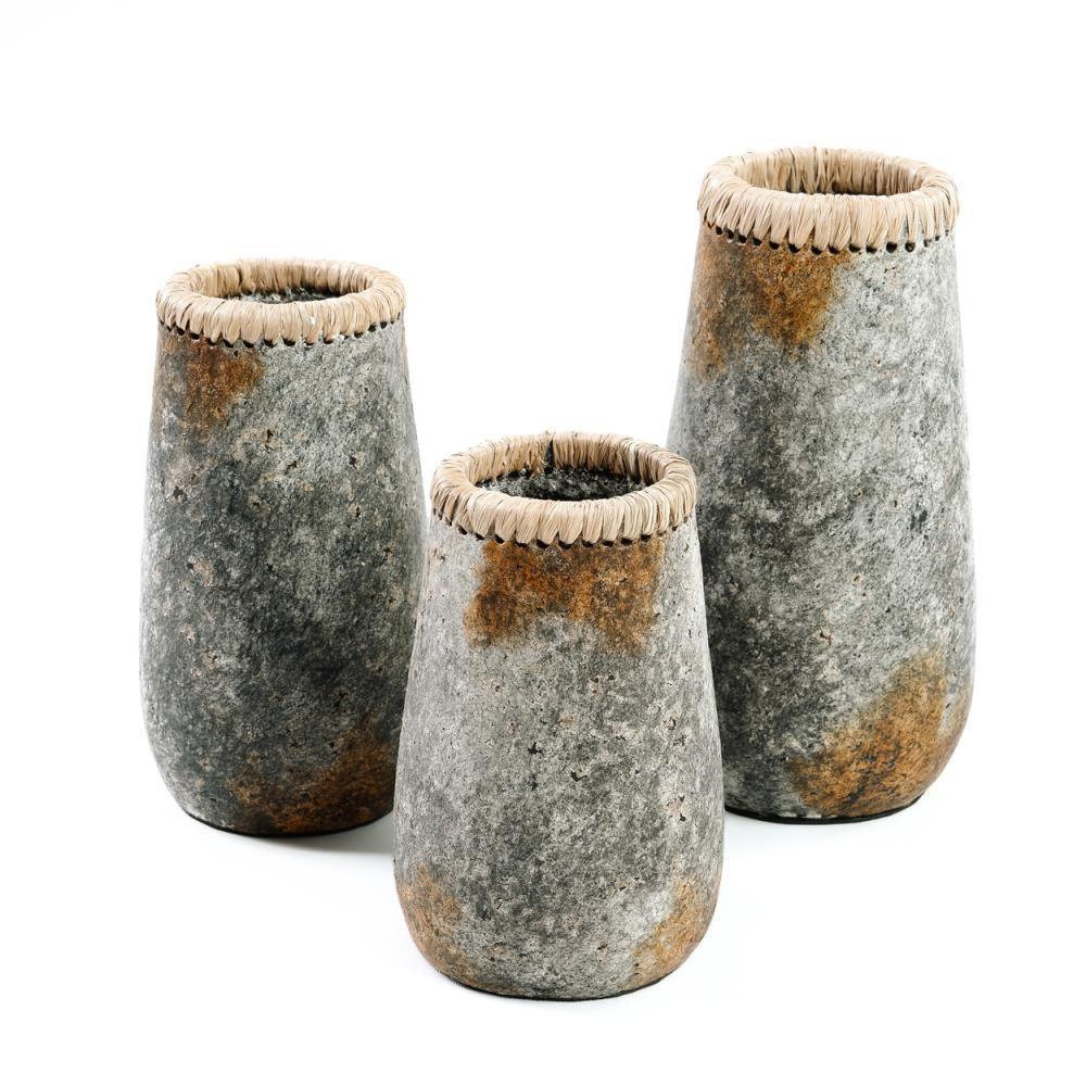 livinglovely.nl - The Sneaky Vase - Antique Gray - S - Vaas - Bazar Bizar - livinglovely.nl