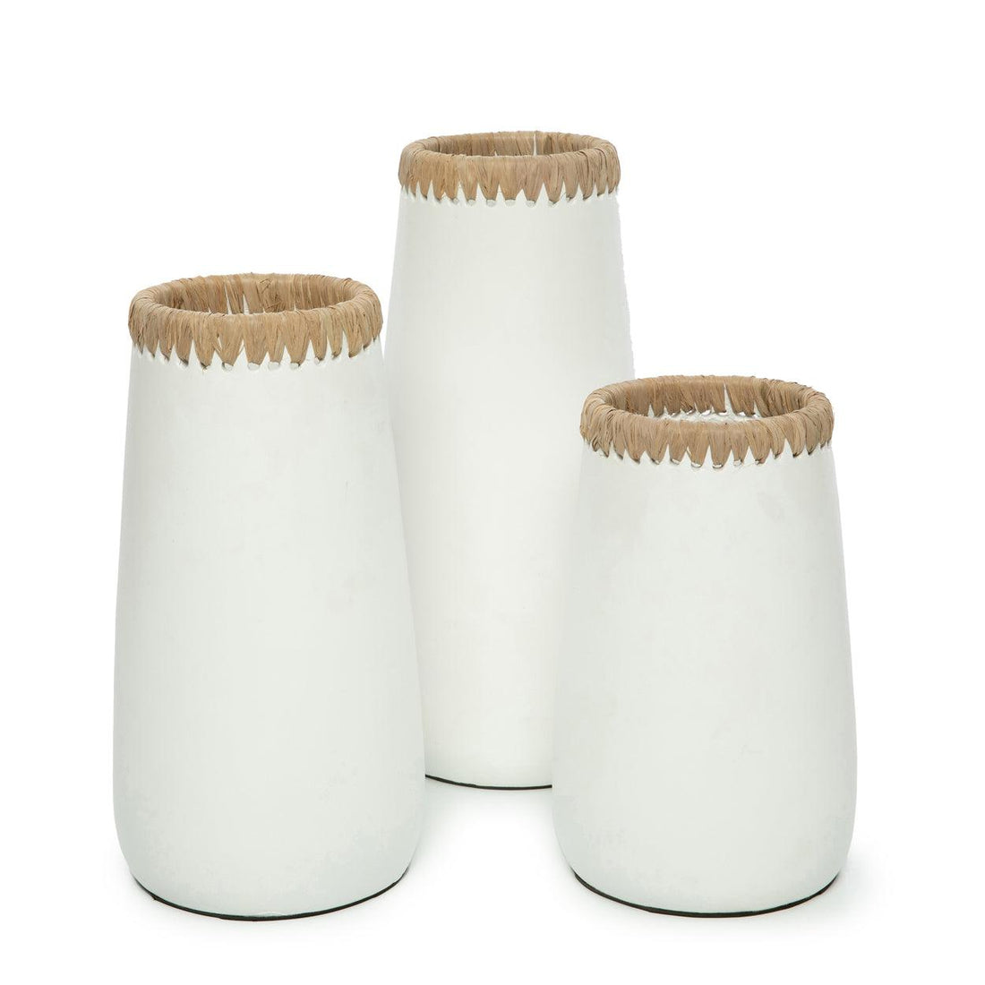 livinglovely.nl - The Sneaky Vase White Medium - Vaas - Bazar Bizar - livinglovely.nl