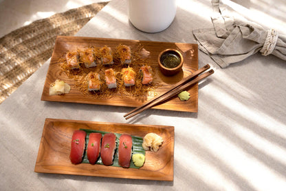 livinglovely.nl - The Teak Root Sushi Plate Large - Sushibord - Bazar Bizar - livinglovely.nl