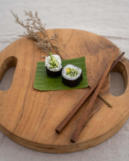 livinglovely.nl - The Teak Root Tray Natural Medium - Snijplank - Bazar Bizar - livinglovely.nl